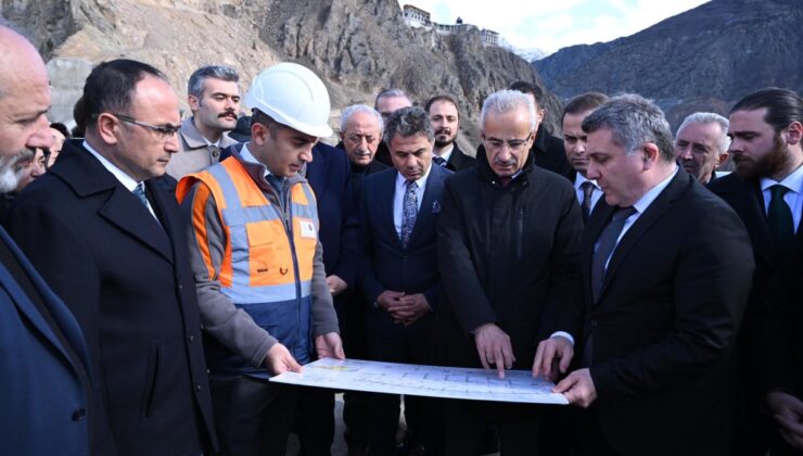 Ulaştırma Bakanı: Yusufeli Viyadüğü Nisan’da Açılıyor!