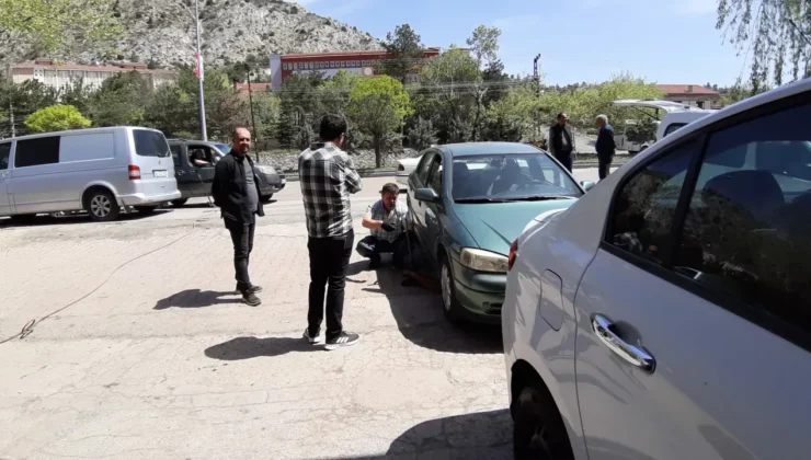 Bolu’da Vatandaşlar Yaz Lastiği İçin Oto Lastikçilere Akın Etti