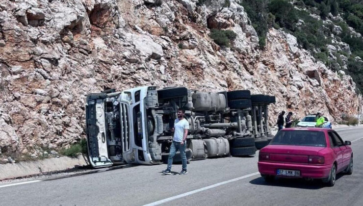 Demre’de Tır Trafik Kazası!