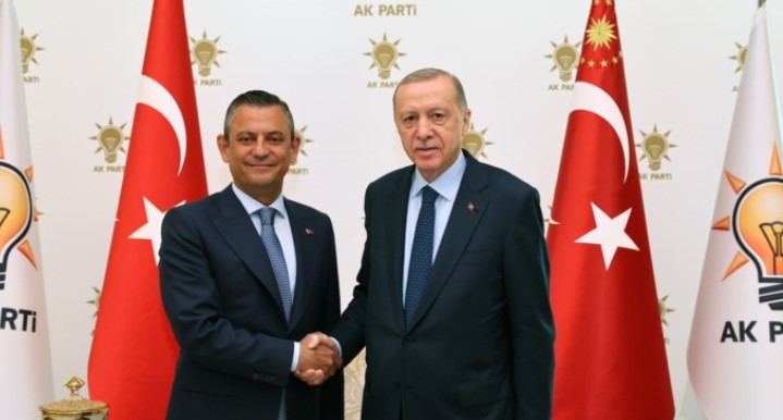 Erdoğan ve Özel’den Önemli Görüşme!