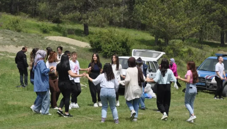 Mudurnu’da Gençlik Yürüyüşü Büyük İlgi Çekti