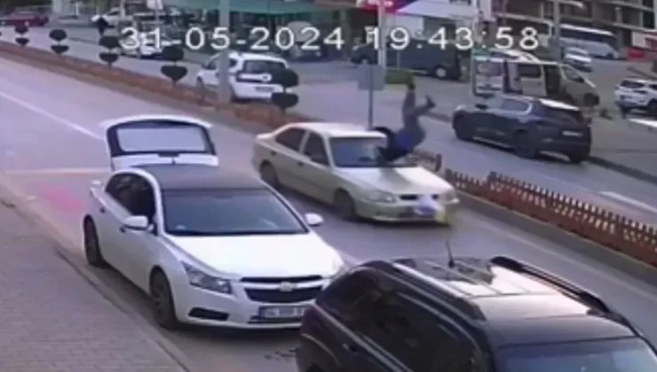 Kameraya Yakalanan Kaza Anı: Yaya Hayatını Kaybetti