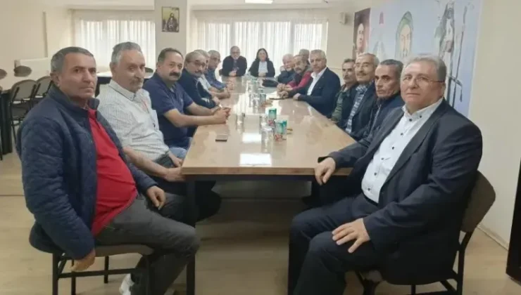Yargıda Siyasi Eğilim!