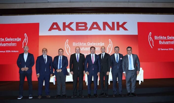 Baran, Akbank Buluşmalarında Dijitalleşmeyi Vurguladı