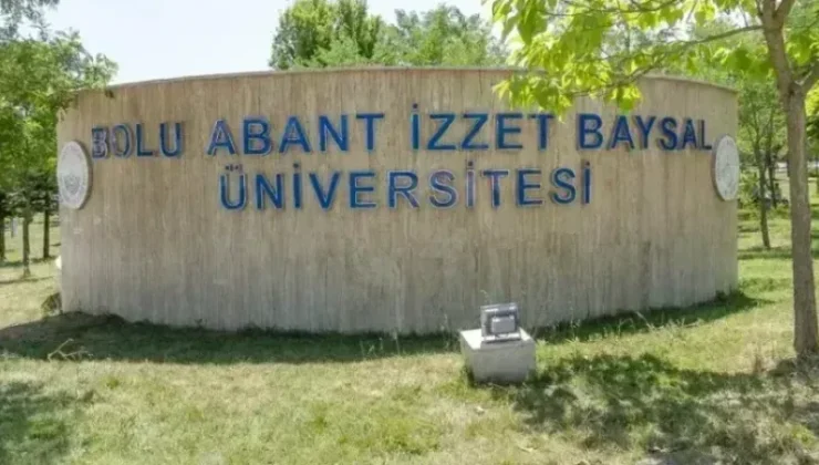 Öğrenciler Bolu Abant İzzet Baysal Üniversitesi’ndeki Harç Zammına İsyan Ediyor