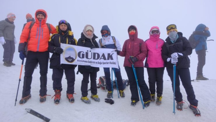 GÜDAK Sporcularından Ağrı Dağı Zirvesine Yolculuk