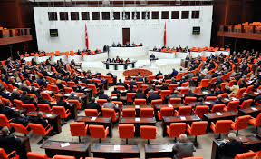 Meclis’te Yeni Oturma Düzeni: Sıralamalar Belirlendi