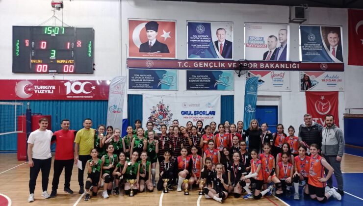 Okul Sporları Voleybol Müsabakaları Düzce’de Yapıldı!
