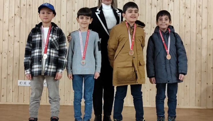 Güdül’de Öğrenciler Arası Coşkulu Satranç Turnuvası!