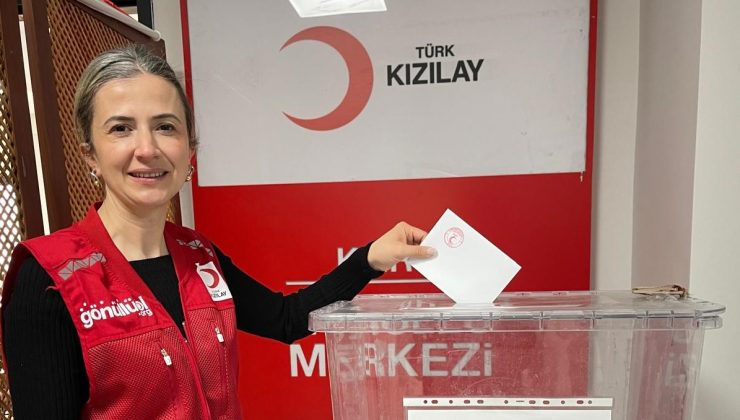 Kars’ta Kızılay’ın İlk Kadın Başkanı Tarihe Geçti!