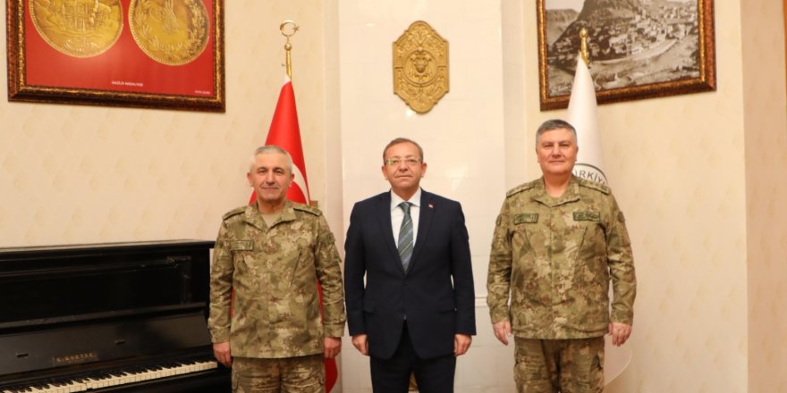 Kars’ta Askeri Zirve: Güvenlik Üzerine Görüşmeler!