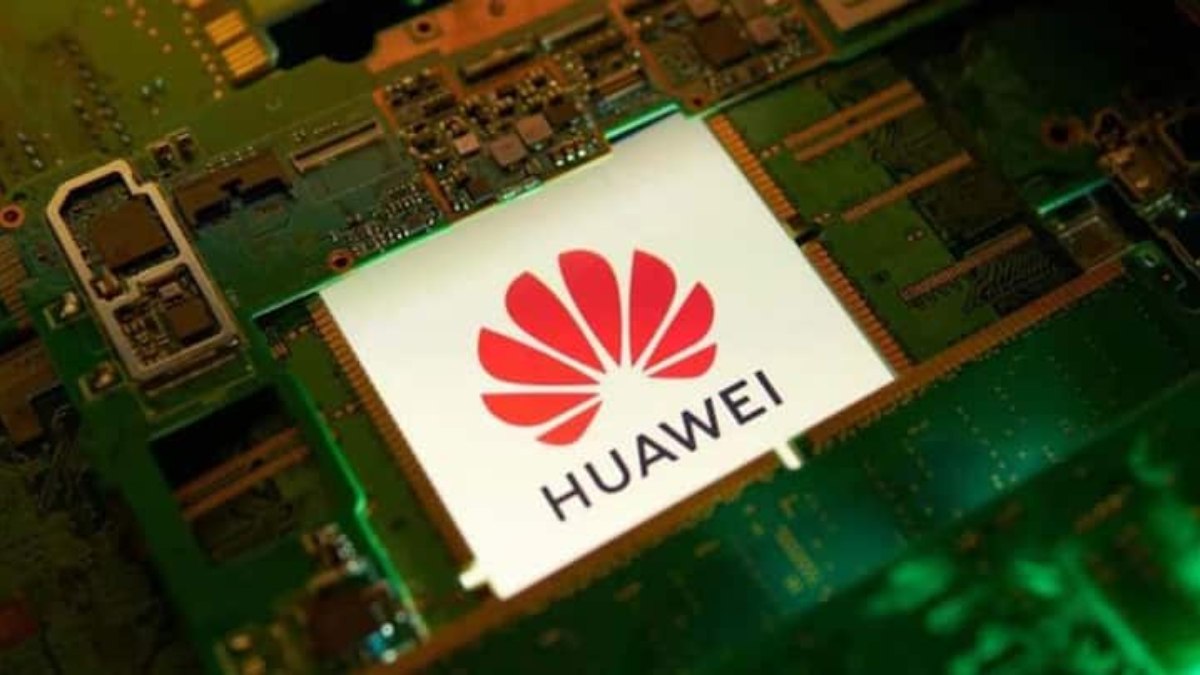 Huawei, Ascend 910D ile NVIDIA’ya Meydan Okuyor!
