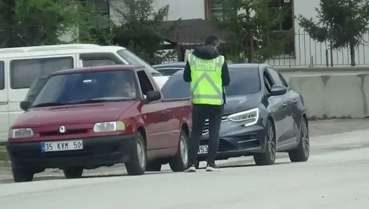 Mudurnu’da Trafik Denetimi, Ehliyetsiz Sürücülere Cezalar Kestik!