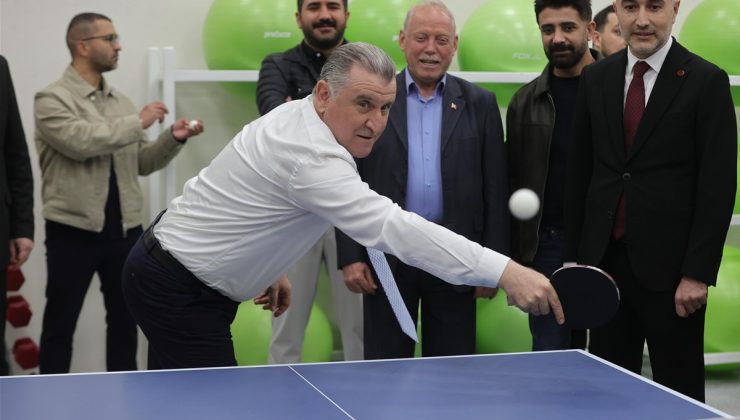 Zeytinburnu’nda Modern Spor Tesisleri Açıldı!