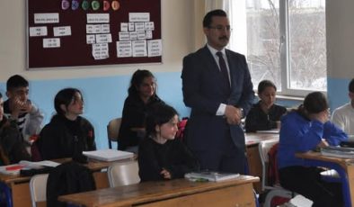 Kaymakam Demirtaş’tan Şehit Batuhan Şimşek Ziyareti