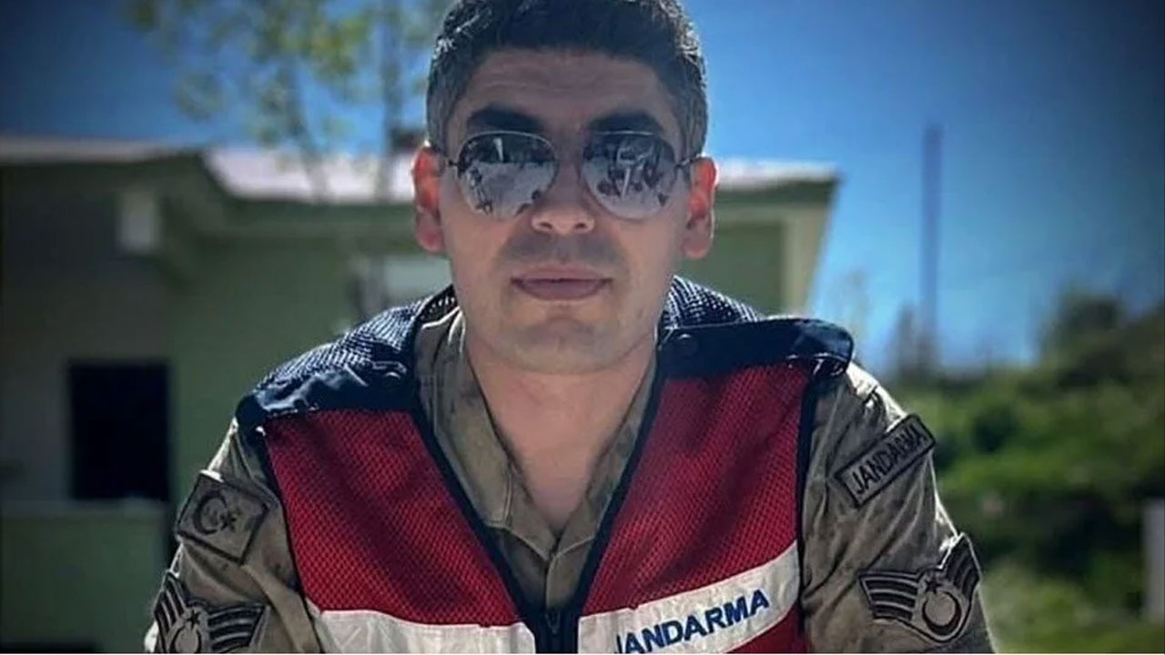 Jandarma Astsubay Kadir Açar halı saha maçında vefat etti