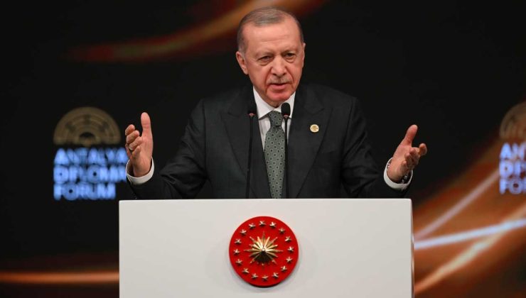 Erdoğan’ın Diplomasi Forumu Konuşması Kitapla tanıtıldı