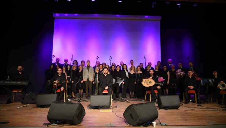Giresun’da Avni Anıl Konseri Büyüledi!