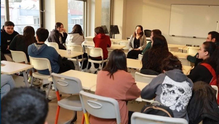 Kütüphane Haftası’nda Renkli Etkinlikler İzmir’de!