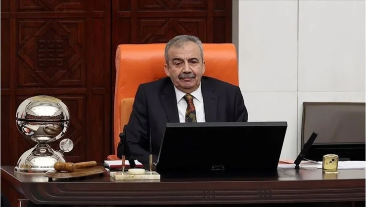 Sırrı Süreyya Önder’in Sağlık Durumu Ciddiyetini Koruyor