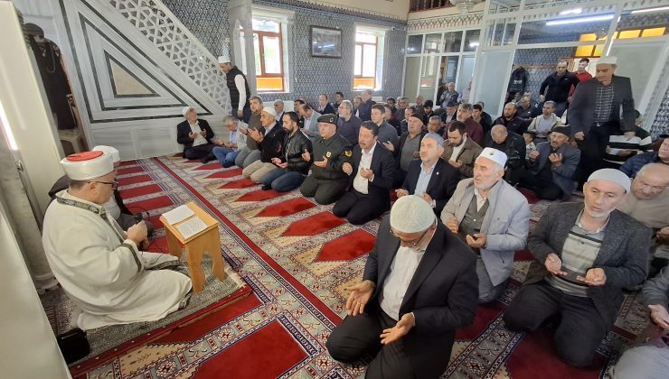 Şehit İmam Hacı Kazım Ozan İçin Mevlid Töreni