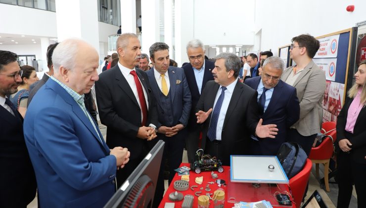 Bilimsel İş Birliği İçin Üniversite Tanıtım Fuarı Düzenlendi