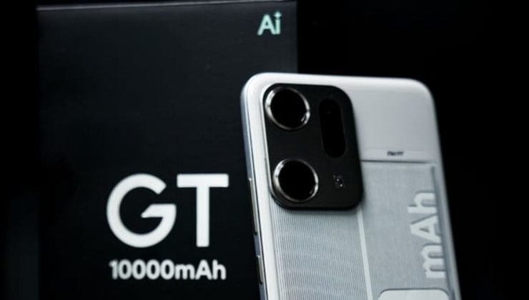Realme’nin Yeni Konsept Telefonunda Devasa Batarya!
