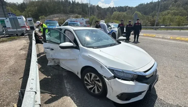 Kavşakta Büyük Kaza: Araçlar Savaş Alanına Döndü