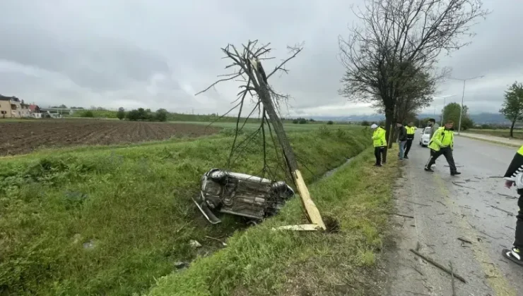 Bolu’da otomobil dereye uçtu: 2 yaralı!