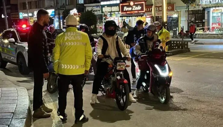 Bolu’da Motosiklet Sürücülerine Kask Kullanımı Uyarısı!