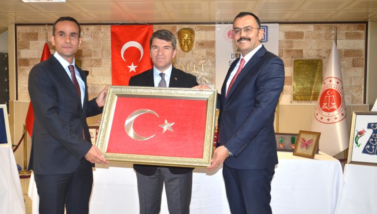 Bağımsızlığa El Verelim Projesi Sanatla Hayat Buldu!