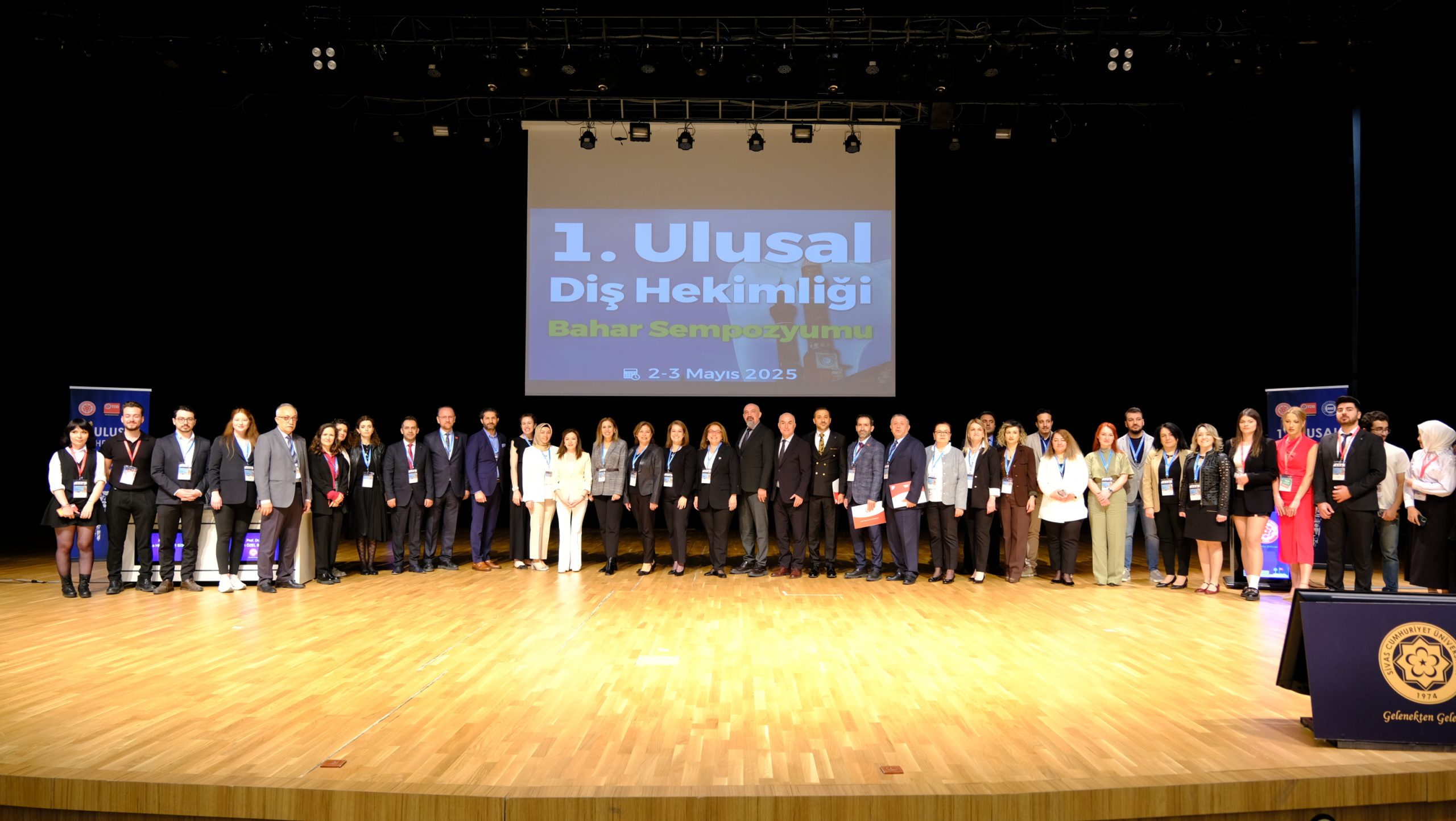 Diş Hekimliği Sempozyumu: Yenilikçi Yaklaşımlar ve Gelecek