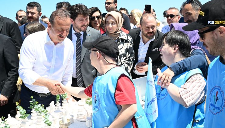 Ağıralioğlu’ndan 19 Mayıs’a Özel Ziyaret!