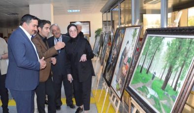 Sarıkamış’ta Resim Sergisi Sanatseverleri Buluşturdu