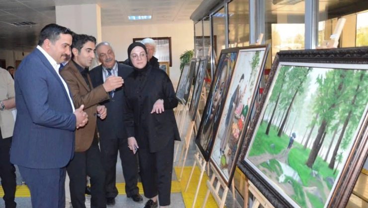 Sarıkamış’ta Resim Sergisi Sanatseverleri Buluşturdu