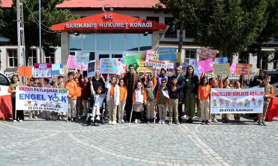 Minik Kalplerin Büyük Yürüyüşü” Engellilere Destek İçin!