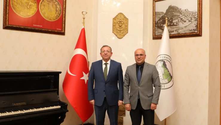 Kars’ta Vakıf Çalışmaları Değerlendirildi!