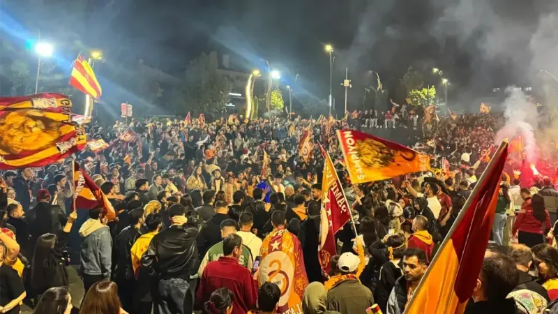 Galatasaray’ın Şampiyonluğu Coşku İçinde Kutlandı!