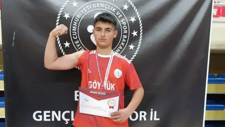 Göynük Ortaokulu’ndan Bilek Güreşi’nde Büyük Başarı!