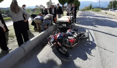 Mudurnu’daki motosiklet kazası facianın eşiğinden döndü!