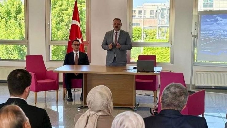 Türk Öğrencilere Almanya’da Eğitim İmkanları Tanıtıldı