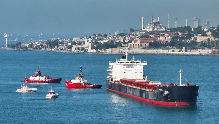 İstanbul Boğazı’ndan Geçen Gemi Sayısında Düşüş!