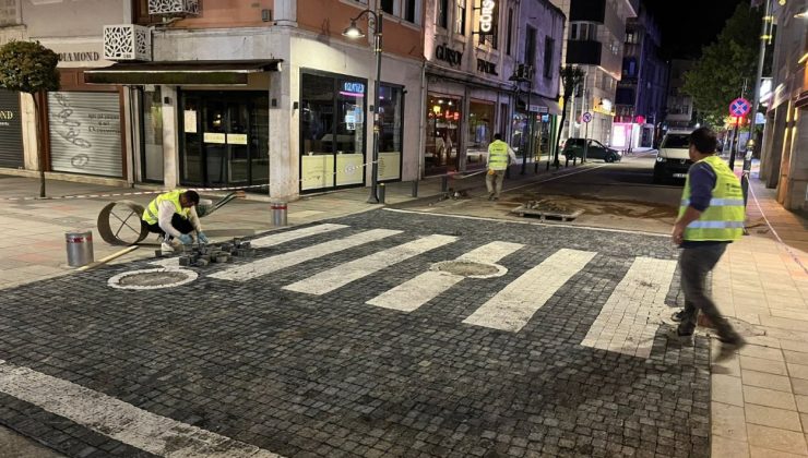 Altınordu’da Yaya Geçitleri İçin Begonit Taş Döşendi