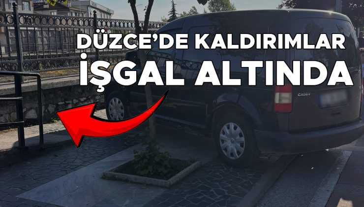 Kaldırımları İşgal Eden Araçlar, Yürüyüşü Zorluyor!