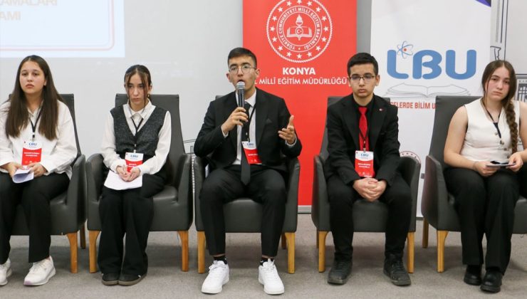 Bilim Uygulamaları Forumunda Gençler Fikir Alışverişinde Bulundu
