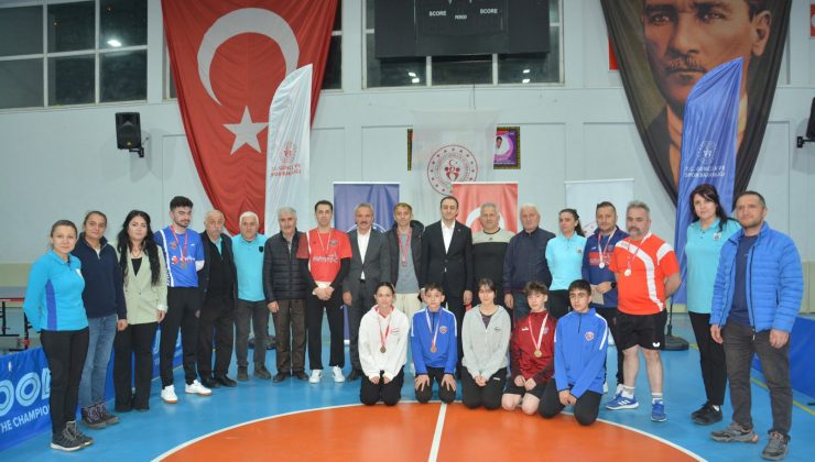 Şalpazarı’nda Masa Tenisi Turnuvası Şampiyonları Belli Oldu!
