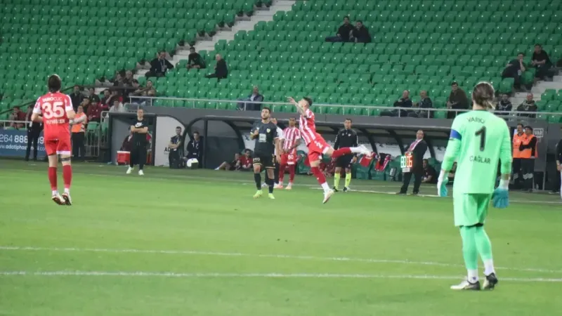 Bandırmaspor, Boluspor’u 4-1 ile geçti!