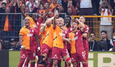 Galatasaray, 5. yıldızı kazandı! Şampiyonluk geldi!