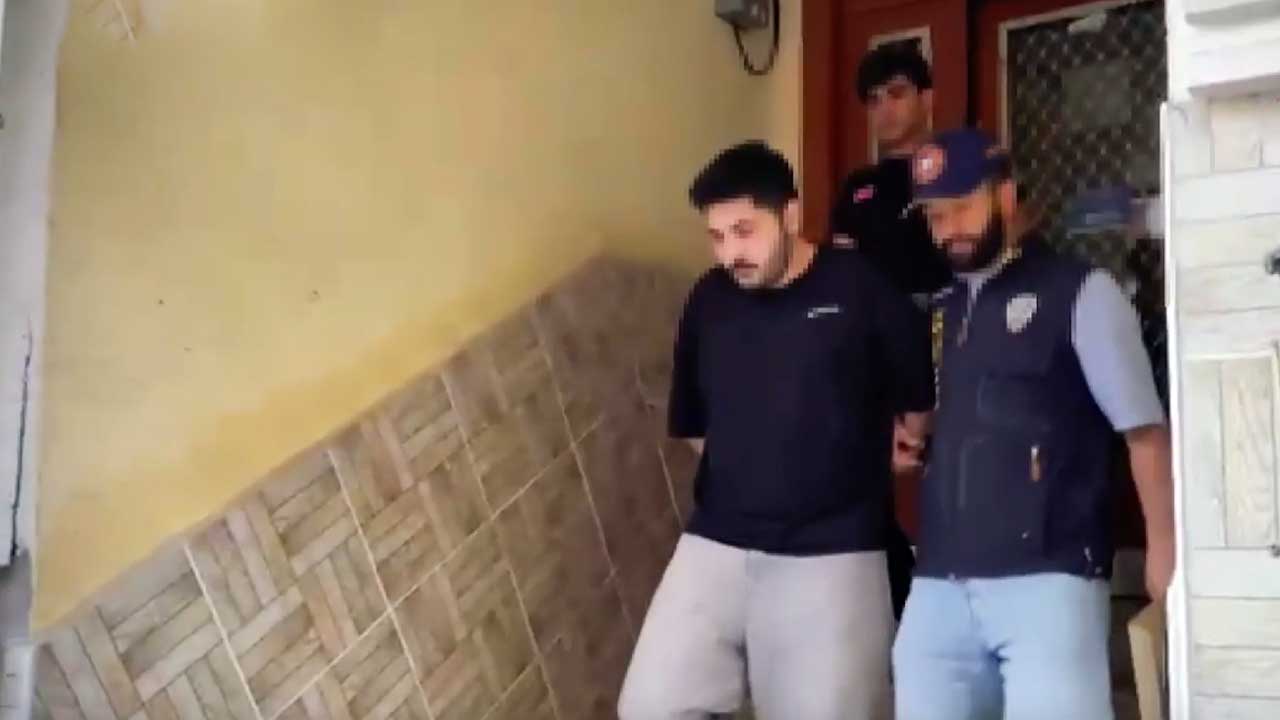 Sosyal Medya Fenomenlerine Kumar Gözaltısı!