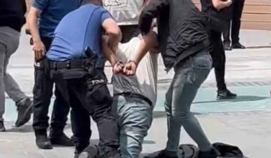 Bolu’da Sokakta Bağıran Şahsı Polis Sakinleştirdi